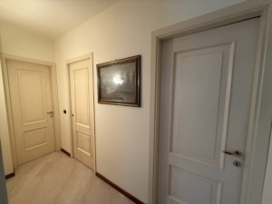 VILLA CASTENEDOLO corridoio 3