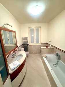 VILLA CASTENEDOLO bagno