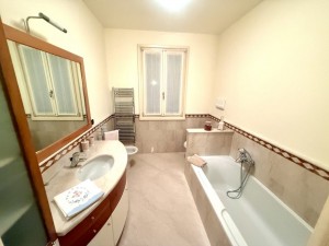 VILLA CASTENEDOLO bagno2