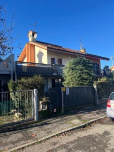 VILLASANTA VILLA