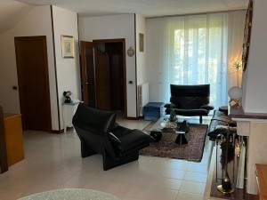 VILLASANTA VILLA